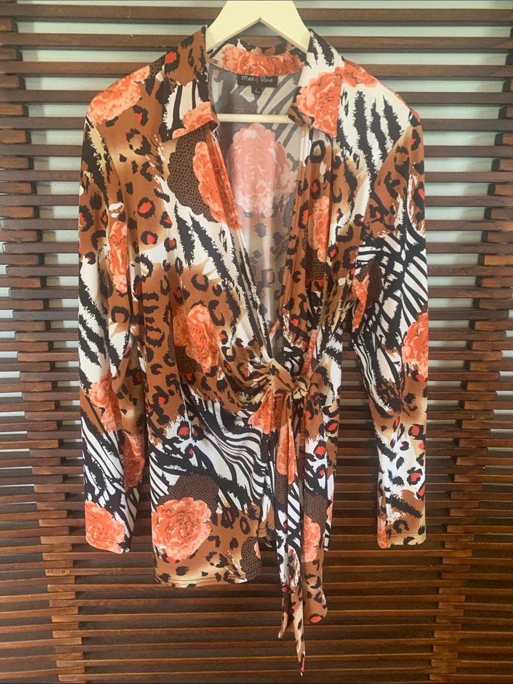 🎉NEW LISTING!🎉Max & Rina Mixed Print Blouse in Coral, Brown & Black